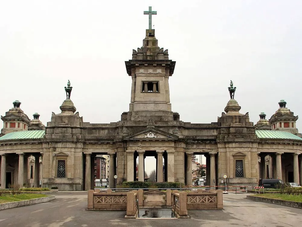 Il cimitero Maggiore di Milano